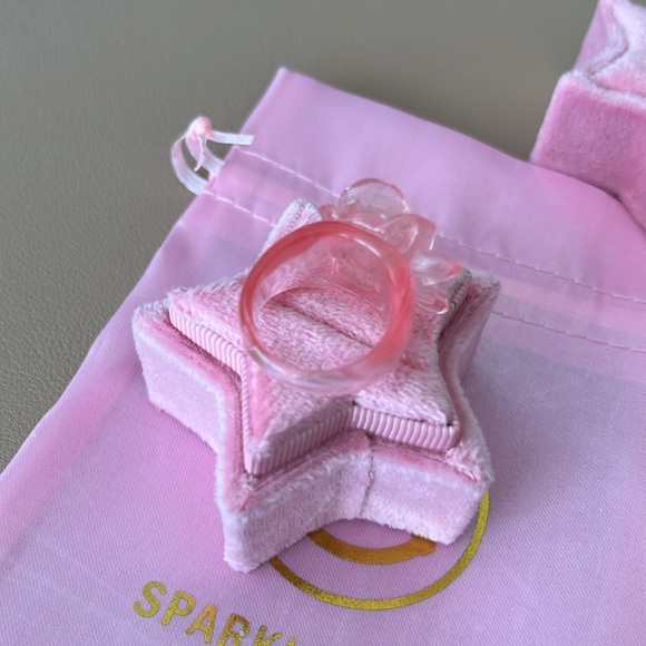 Sparklemuse Clear Pink Rose Ring Size 8 - Picture 2 of 3